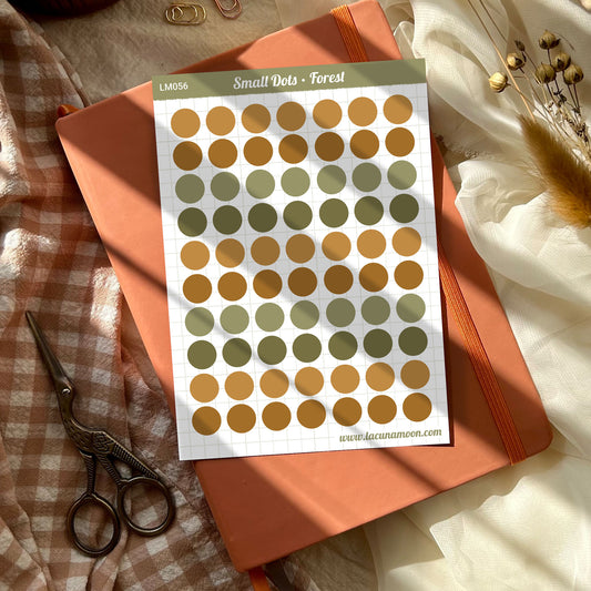 Small circles stickers in earthy forest colours